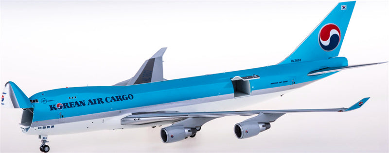 Geminijets Korean Air Cargo Boeing 747-400ERF HL7603 Interactive Series 1:200 Diecast Model view 3