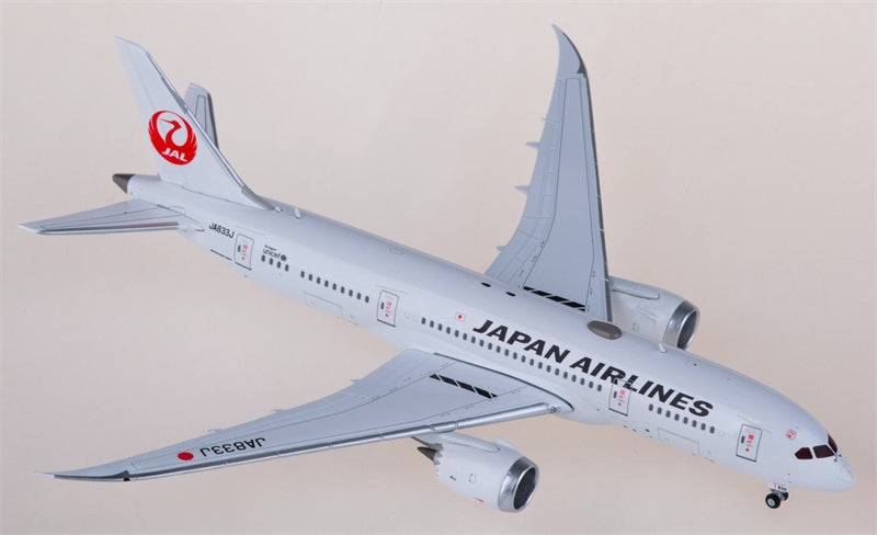 JC Wings Japan Airlines Boeing 787-8 Dreamliner JA833J 1:400 Diecast Model view 2