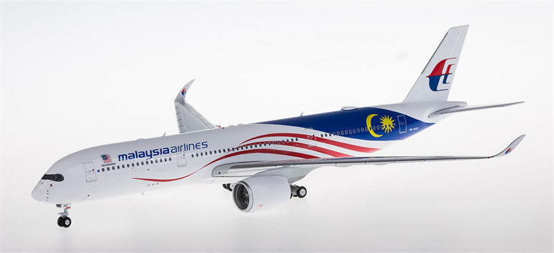 Phoenix Malaysia Airlines for Airbus A350-900 9M-MAC 1:200 Airplane Pre-built  Airliner Model Display