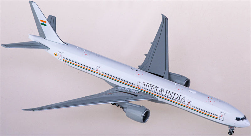 JC Wings Government of India Boeing 777-300ER VT-ALV 1:400 Diecast Model view 3