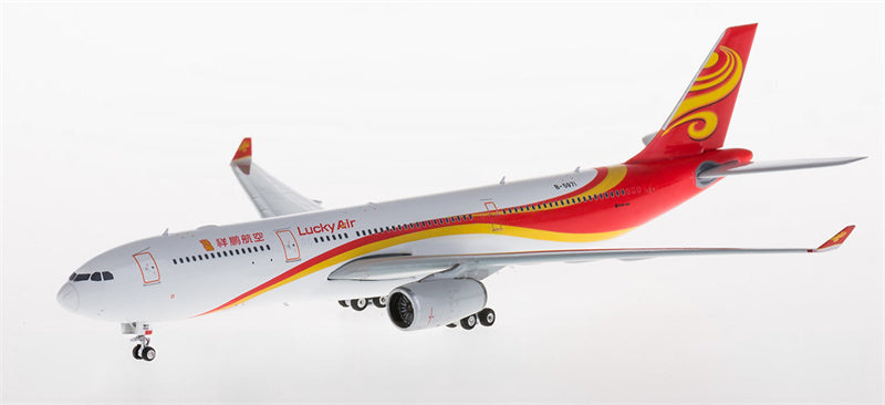 Phoenix Lucky Air Airbus A330-300 B-5971 1:400 Diecast Model view 3