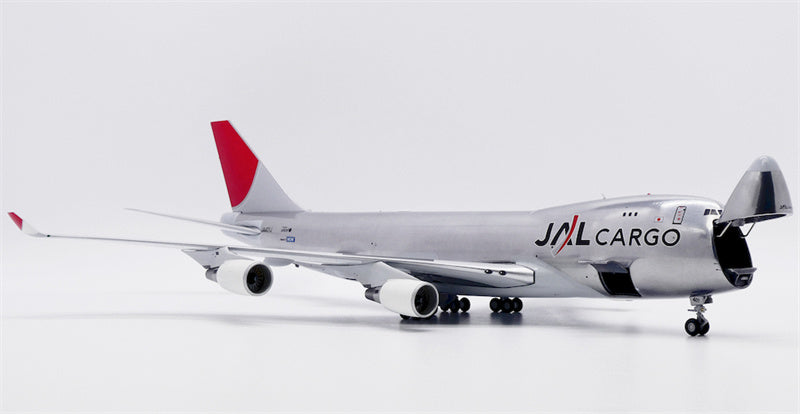 JC Wings 1:200 JAL Cargo Boeing 747-400F Interactive Series JA401J Diecast Model view 4