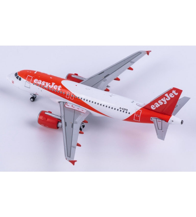 JC Wings 1:400 EasyJet Airbus A319 G-EZFR  DIECAST Model