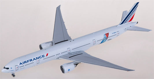 NG Models Air France Boeing 777-300ER F-GSQI 1:400 Diecast Model view 1