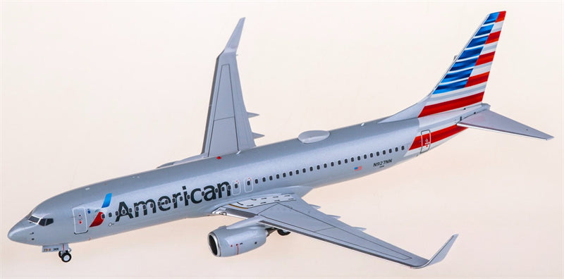 NG Models 1:200 American Airlines Boeing 737-800 N927NN Diecast Model view 3