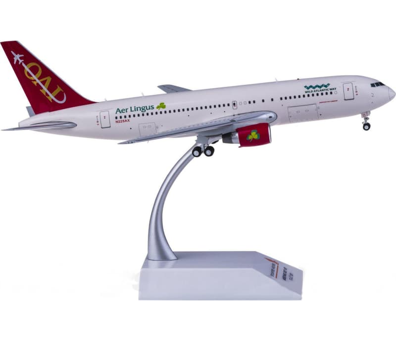 JC Wings Omni Air International Boeing 767-200ER N225AX 1:200 Aircraft Pre-built  Airliner Model Display
