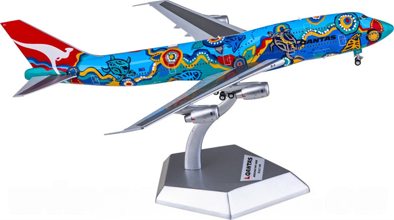 HX Models 1:400 Qantas Boeing 747-300 VH-EBU Model