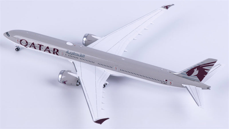 Geminijets 1:400 Qatar Airways Boeing 777-9 A7-BKA  Diecast Model