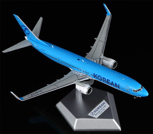HX Models 1:400 Korean Air Boeing 737-900 HL8248 Diecast Model view 1