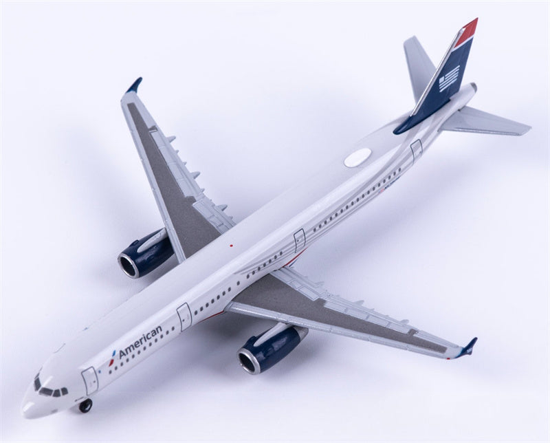 Herpa American Airlines Airbus A321 N578UW 1:500 Diecast Model view 2