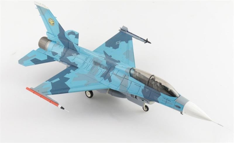 Hobby Master Lockheed F-16B 04 Centennial of Naval Aviation 2011 1:72 Airplane Pre-built Model