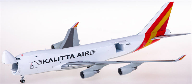 JC Wings 1:200 Kalitta Air Boeing 747 N403KZ Diecast Model view 2