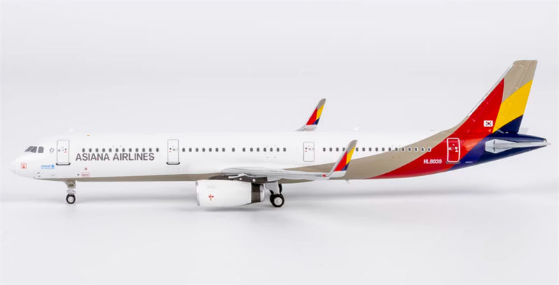 NG Models Asiana Airbus A321 HL8039 1:400 Aircraft Model