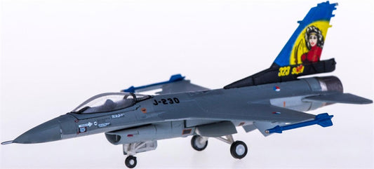 Hogan RNLAF Lockheed Martin F-16A Fighting Falcon J-230 Dirty Diana 1:200 Diecast Model view 1