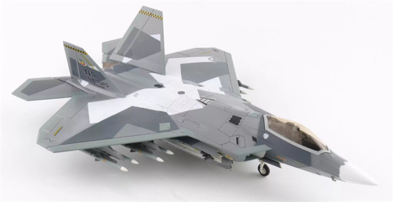 HOBBY MASTER USAF F-22 Raptor 57th WG 1:72 Model Splinter Camouflage fictitious scheme Red 09