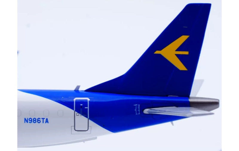 JC Wings 1:200 E-FREIGHTER ERJ-190F N986TA  DIECAST Model