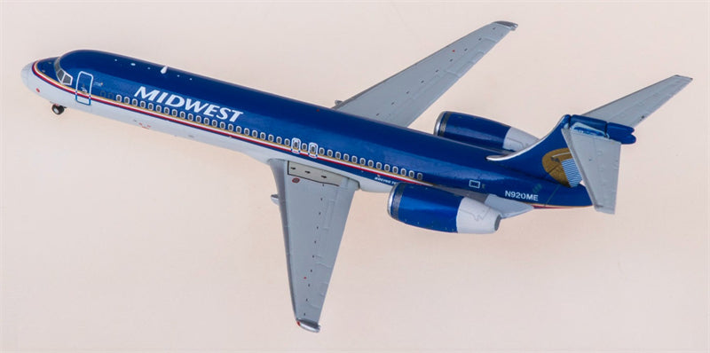 Geminijets Midwest Airlines Boeing 717-200 N920ME 1:400 Diecast Model view 4