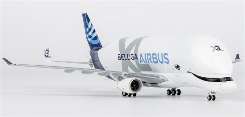 NG Models 1:400 Airbus A330-700L Beluga XL F-GXLI Diecast Model view 3