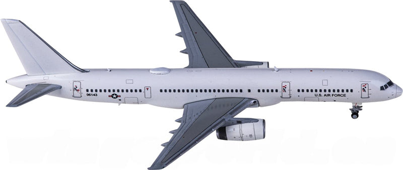 JC Wings USAF Boeing 757-200 C-32B 99-6143 1:400 Diecast Model view 1
