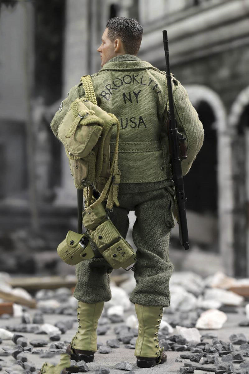 DID WWII US Rangers Save Soldiers 1:12 Soldier Pre-built Model
