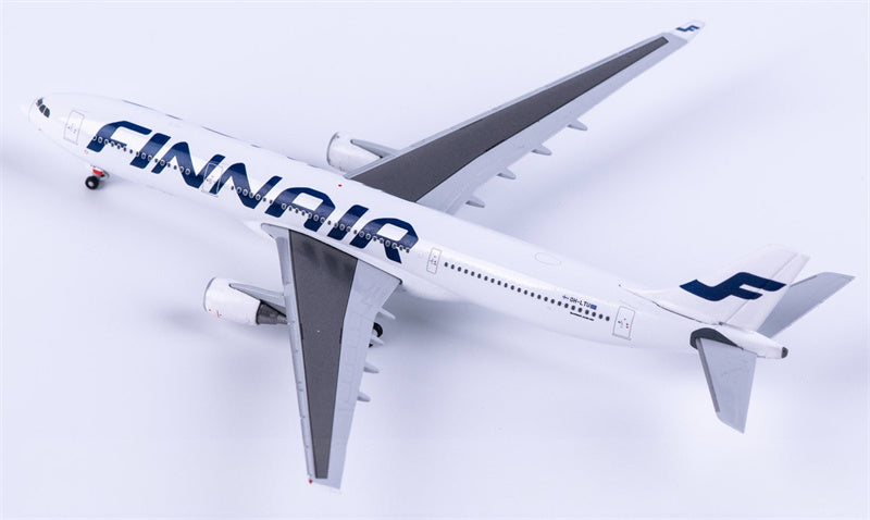 Aether Finnair Airbus A330-300 OH-LTU 1:500 Diecast Model view 4