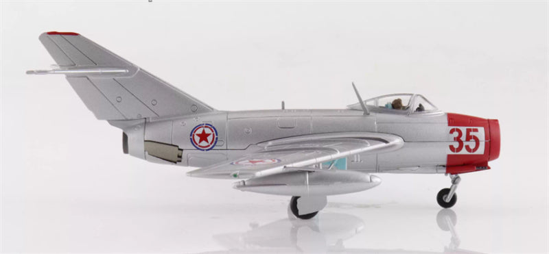 HOBBY MASTER CPVAF MiG-15bis 3rd SQN 1:72 Model 1950S Zhang Jihui Red 35