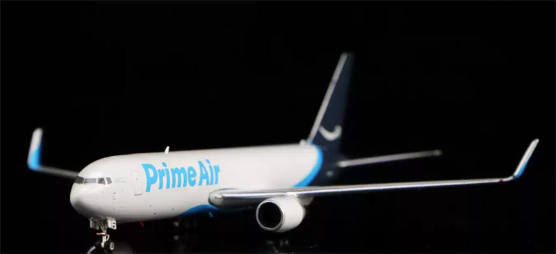 Phoenix 1:400 Prime Air B767-300ER N367AZ DIECAST Model