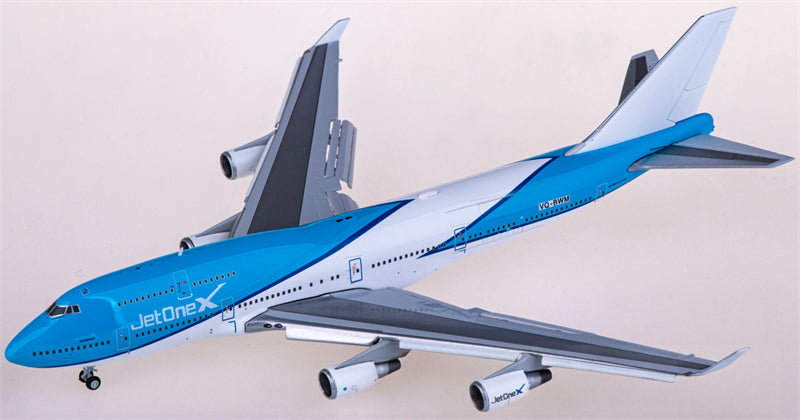 JC Wings JetOneX Boeing 747-400 VQ-BWM Flaps Down 1:400 Diecast Model view 1