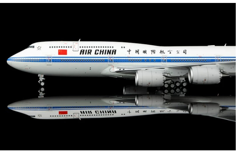 SQ Wings 1:200 Air China B747-8I B-2487 Standard Edition DIECAST Model