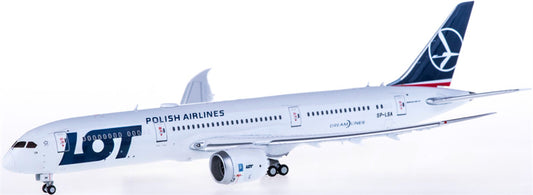 JC Wings LOT Boeing 787-9 SP-LSA Flaps Down 1:400 Diecast Model view 1