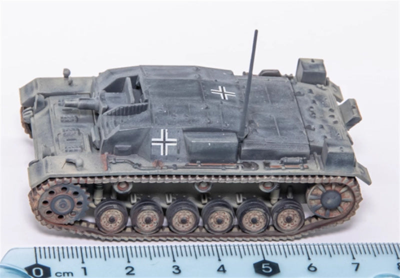 Dragon StuG.III Ausf.A Guard Banner Armored Division LAH Aging Limited Edition 1:72 Tank Pre-built Model
