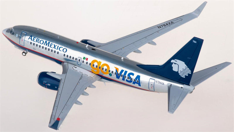 JC Wings Aeromexico Boeing 737-700 N784XA 1:200 Diecast Model view 2