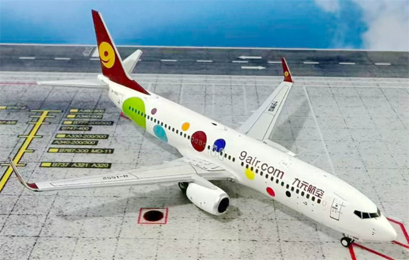 Z2 Model 1:400 9 Air B737-800 B-1552 DIECAST Model