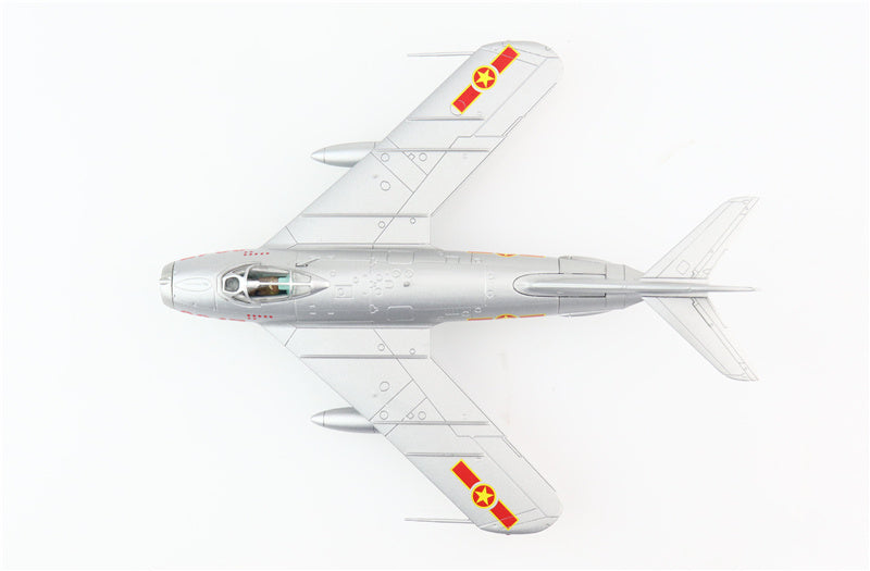 HOBBY MASTER MIG-17 Fresco C 2047, flown by Nguyen Van Bay, 923rd Fighter Rgt. 1972 1/72 Aircraft Pre-built Model