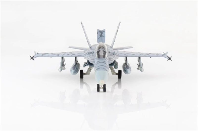 Hobby Master F/A-18D ATARS 164886 VMFA(AW)-224 Bengals MCAS Iwakuni 2009 1:72 Airplane Pre-built Model