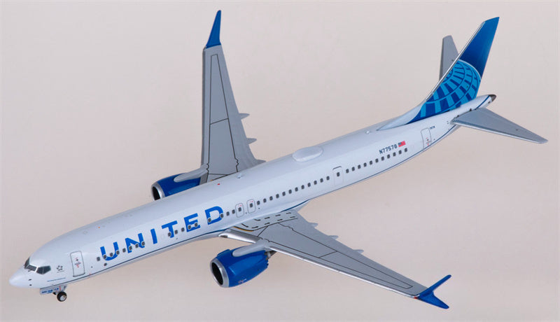NG Models United Airlines Boeing 737 MAX 9 N77578 1:400 Diecast Model view 3