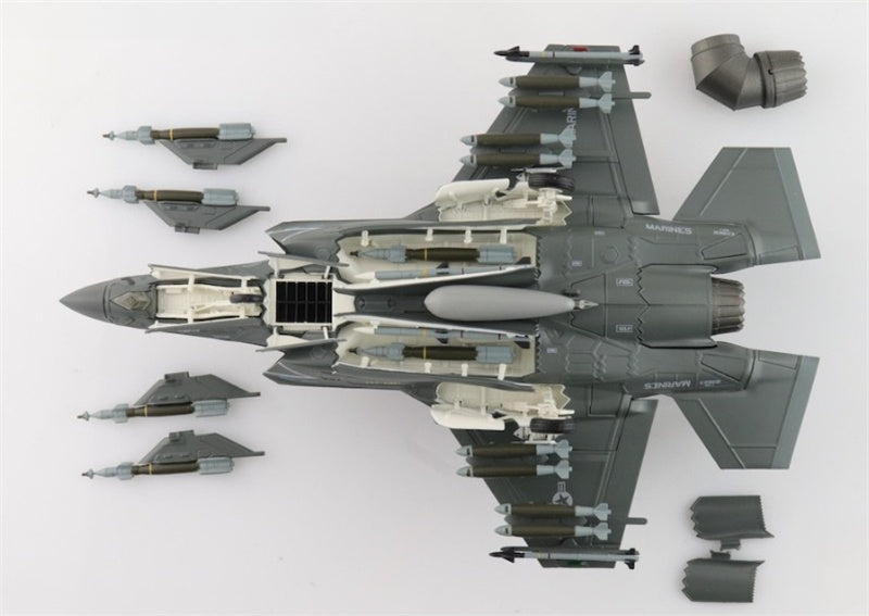 Hobby Master Lockheed F-35B 169623 VMFA 242 Bats Iwakuni 2024 (beast mode) 1:72 Airplane Pre-built Model