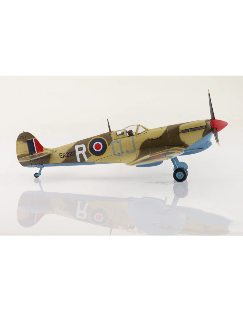 HOBBY MASTER RAF Spitfire M.Vb 92 East India Squ. 1:48 Model Early 1943  Tropical ER220