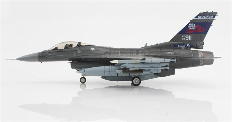 HOBBY MASTER USAF F-16C 157th FS 1:72 Model 2020 92-3911
