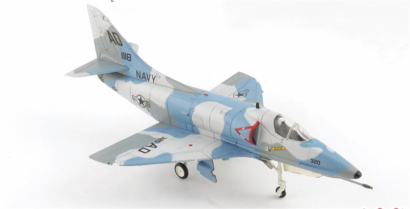 HOBBY MASTER US Navy A-4E VA-43 Challengers 1:72 Model 1975 Aggressor Scheme 151118