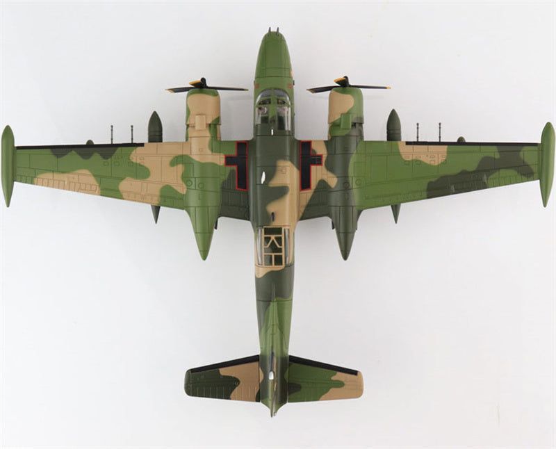 HOBBY MASTER B-26K Counter Invader AF64-646, 609th SOS,59th SOW, Thailand 1969 1/72 Aircraft Pre-built Model