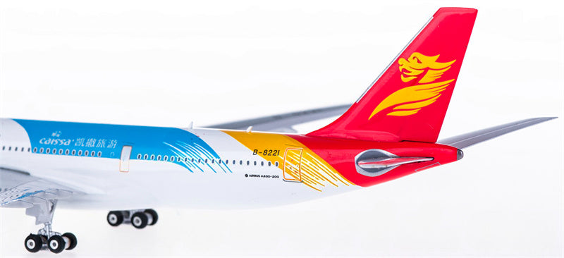 Phoenix Capital Airlines Airbus A330-200 B-8221 1:400 Diecast Model view 5