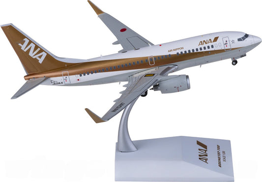 JC Wings ANA Boeing 737-700 JA01AN 1:200 Diecast Model view 1
