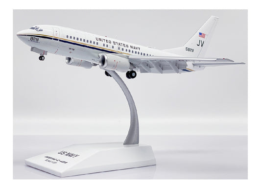 JC Wings 1:200 US Navy Boeing C-40A Clipper 165829 Flaps Down DIECAST Model