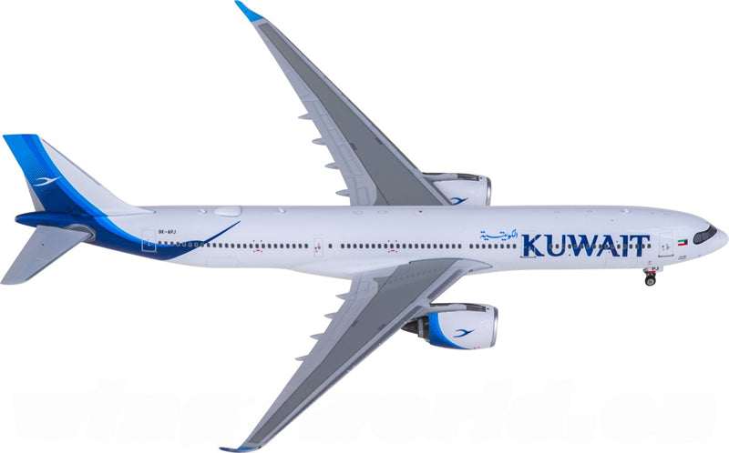 Phoenix Kuwait Airways Airbus A330-900neo 9K-APJ 1:400 Diecast Model view 1