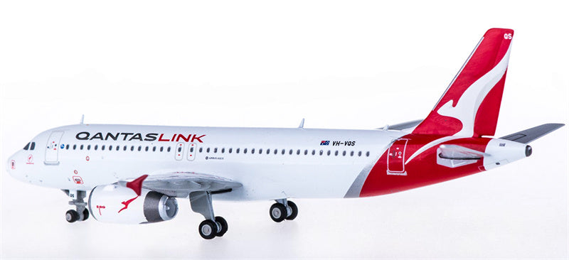 Geminijets Qantas Airbus A320 VH-VQS 1:400 Diecast Model view 1