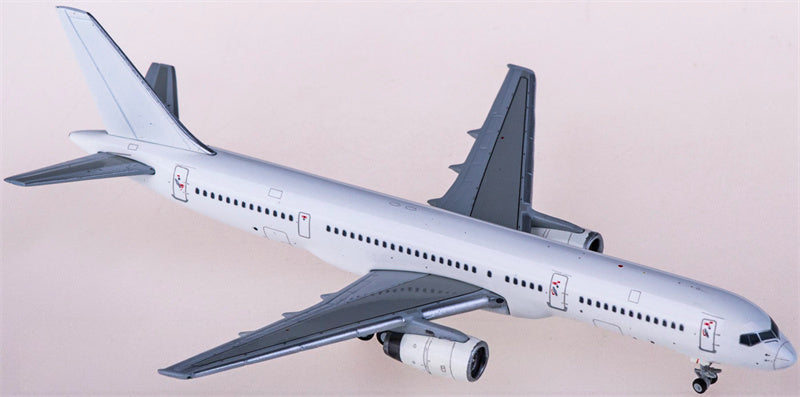 JC Wings Boeing 757-200 PW Engine Blank 1:400 Diecast Model view 2