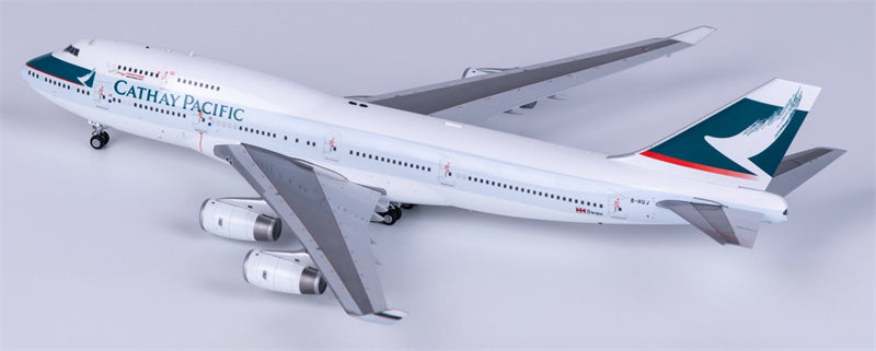 SQ Wings Cathay Pacific Boeing 747-400 B-HUJ 1:200 diecast plane Diecast Model view 2