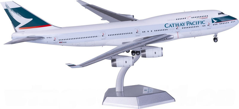 SQ Wings Cathay Pacific Boeing 747-400 B-HUJ 1:200 diecast plane Diecast Model view 3